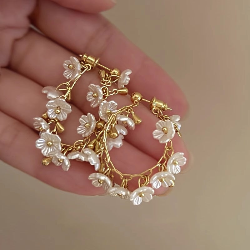 Dramatic Beachy Vacation-style Flower Tassel Earrings